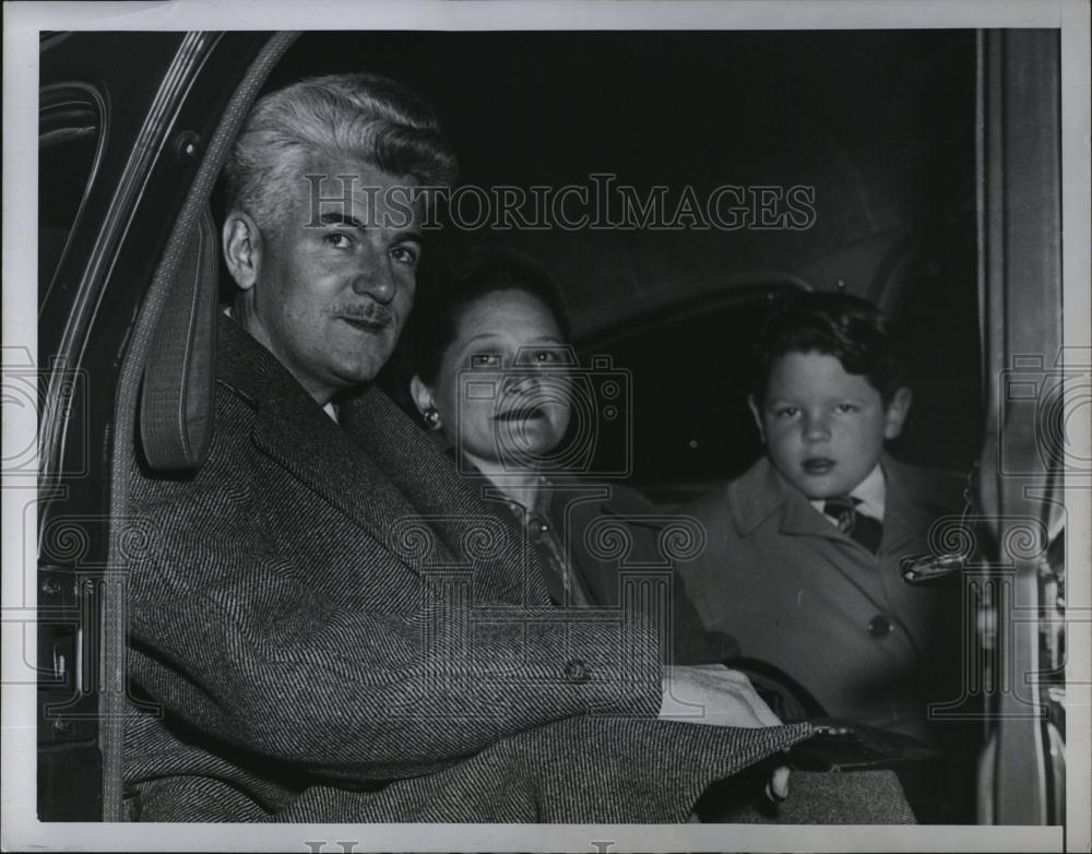 1951 Press Photo Eugene Dennis Secretary General Communist pary America - Historic Images