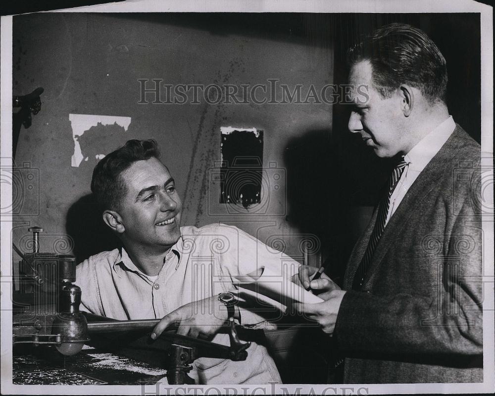 1959 Press Photo Frank Ochs of Record American Sunday Advertiser &amp; John Lord - Historic Images