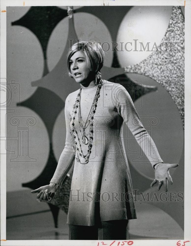 1969 Press Photo Lana Cantrell appearing on &quot;The Ed Sullivan Show&quot; - RSL61903 - Historic Images