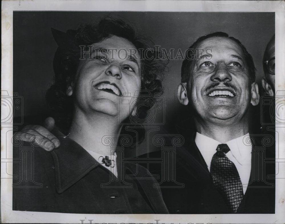 1950 Press Photo Mrs &Dr Herman Sander,verdict of Not Guilty for Mercy killing - Historic Images