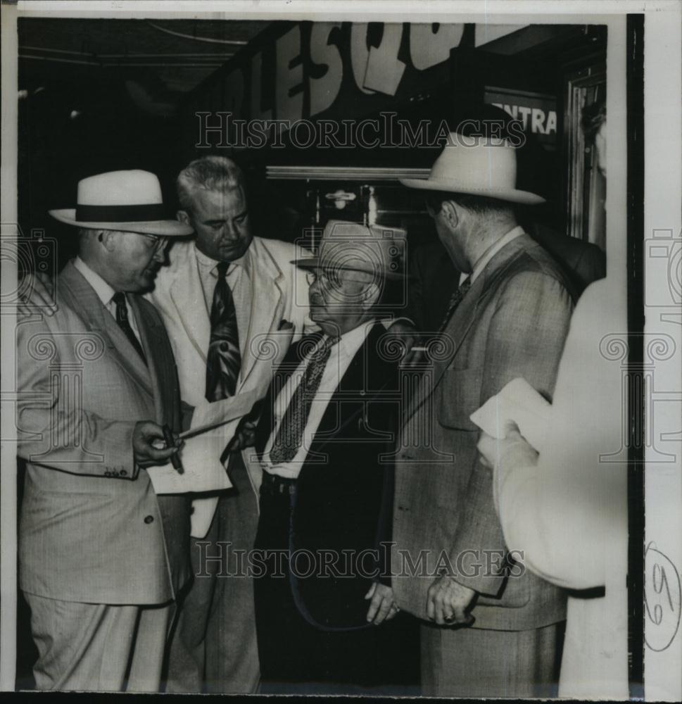 1952 Press Photo C Sharpe, Police, Francis Van Wie, Ivan Spearbeck, At ...