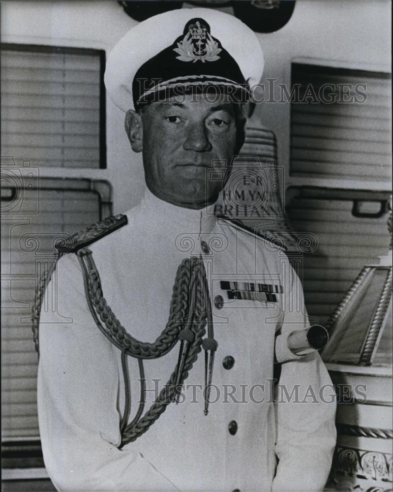 1975 Press Photo Rear Admiral Richard John Trowbridge of British Royal Navy - Historic Images