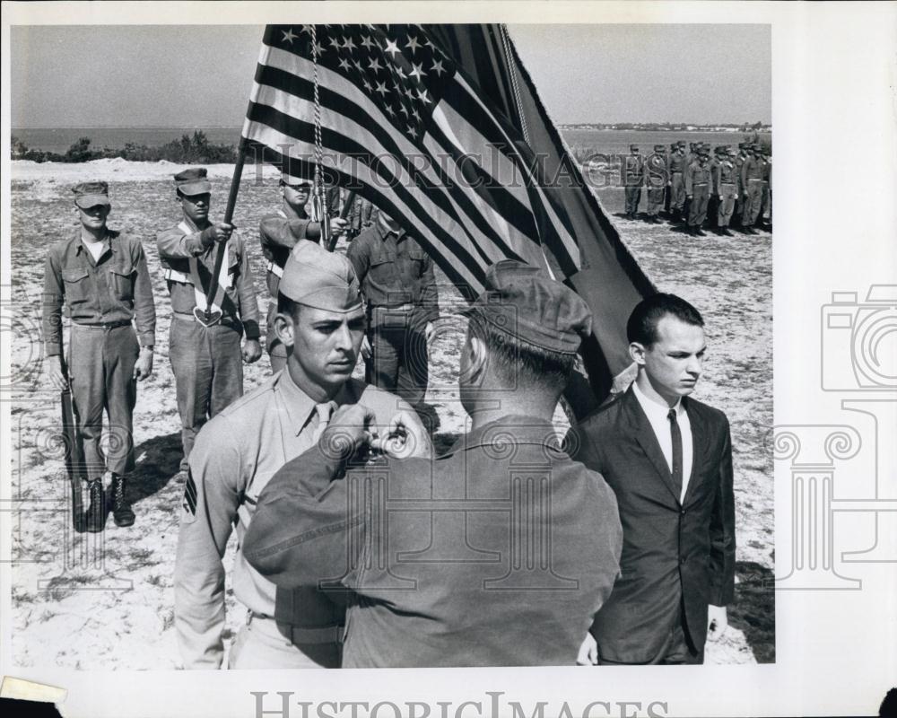 1967 Press Photo Sgt James Dennis Quick Marine Hero - RSL68859 - Historic Images