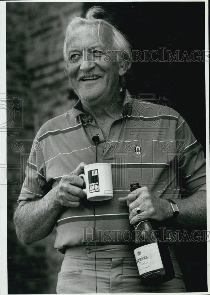 1991 Press Photo Frank Reed after meeting with McCarthy - RSL03991 - Historic Images