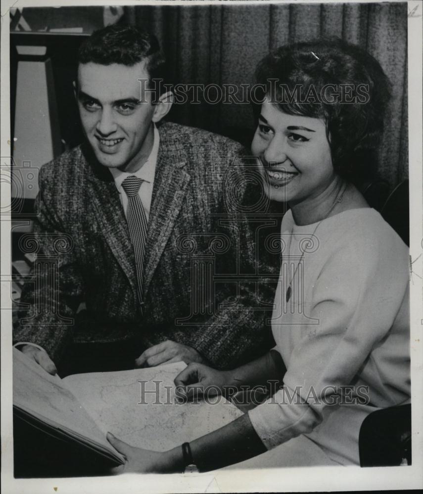 1960 Press Photo Thomas S Fanning &amp; Miss Paritchehre Rouzegar In Boston - Historic Images