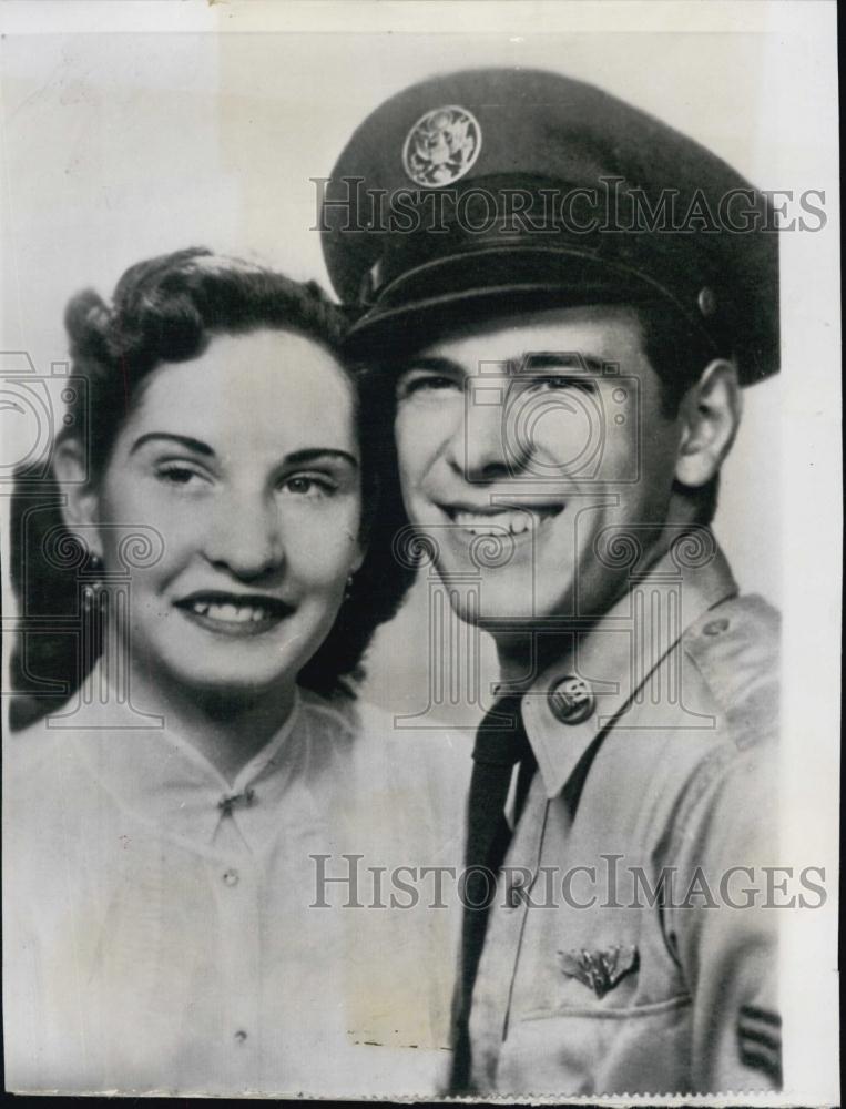 1955 Press Photo Daniel Schmidt and Wife, Una Together in Portland - RSL01105 - Historic Images