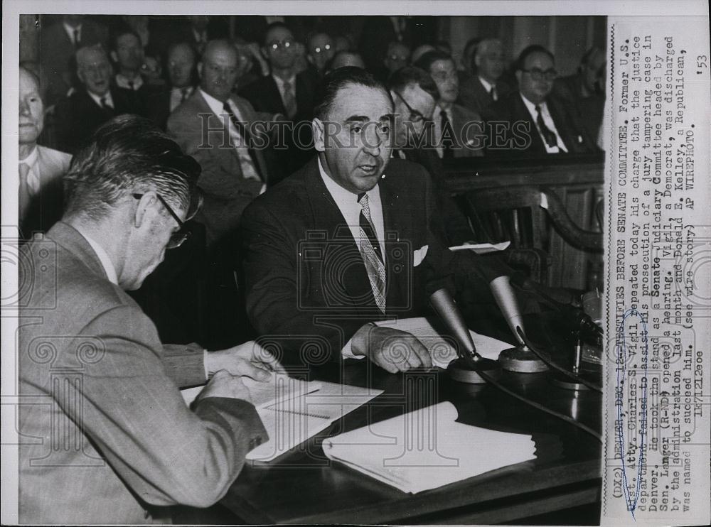 1953 Press Photo Former US DA Charles SVigil testified Senate Committee - Historic Images