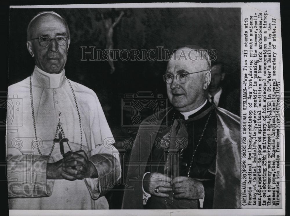 1957 Press Photo Pope Pius XII with Francis Cardinal Spellman Archbishop of NY - Historic Images