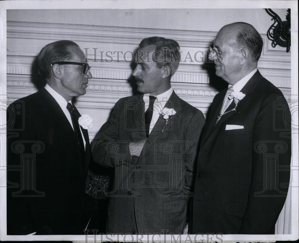 1957 Press Photo Philip M Klutznick, Mordecai Kidron, Sidney R Rabb - Historic Images