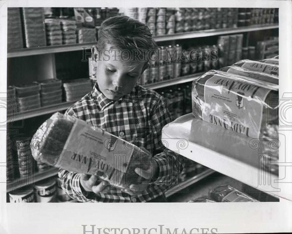 1964 Press Photo Thomas Eugene Jr - RSL67575 - Historic Images