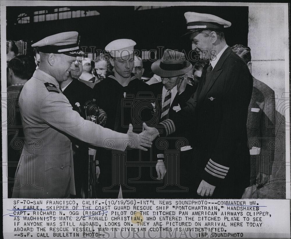 1956 Press Photo Commander Earle skipper Coast Guard Pontchartrain Capt Ogg - Historic Images