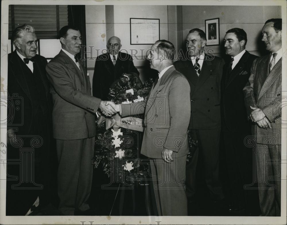 1949 Press Photo JJ Flannigan,A Devane,Sen F Scambato,H McFayden,E Quirk, - Historic Images
