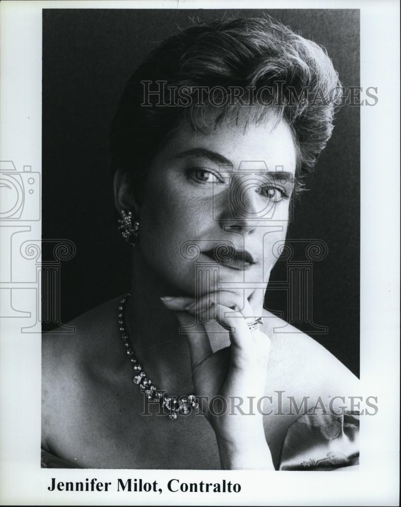 Press Photo Actress Jennifer Milot In "Contralto" - RSL83003 - Historic Images