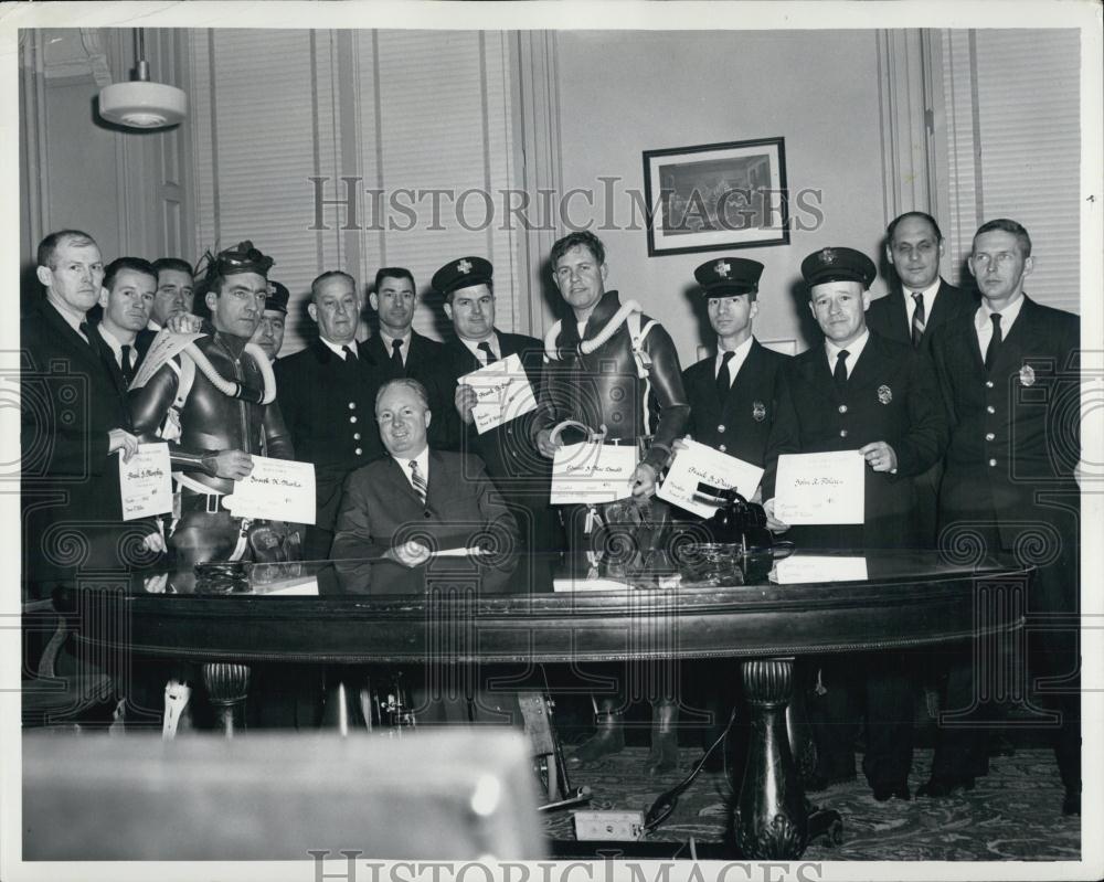 1961 Press Photo Martinauts received recognition from Mayor John Collins - Historic Images