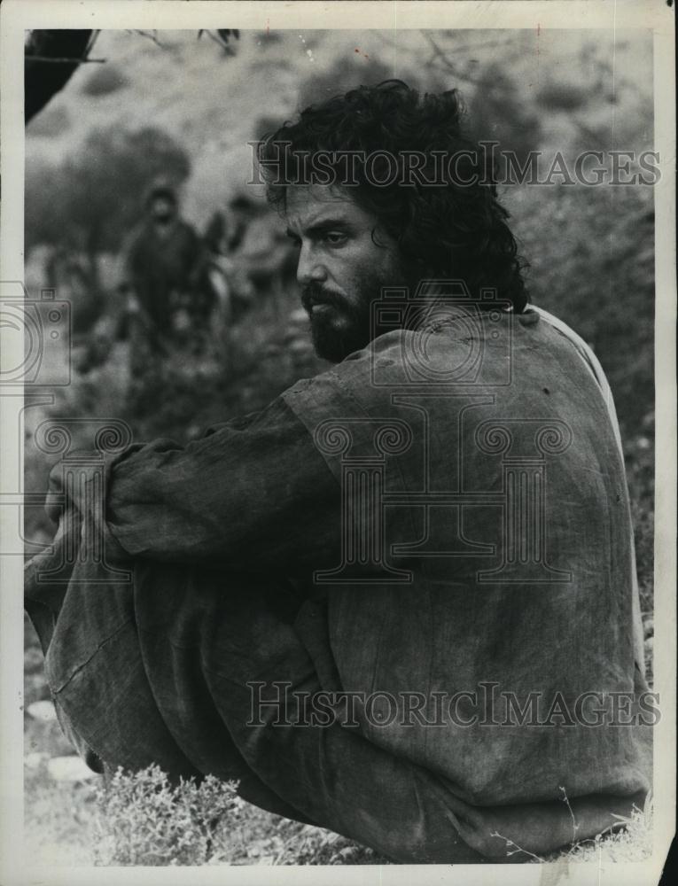 1983 Press Photo Actor Chris Sarandon for &quot;The Day Christ Died&quot; - RSL77919 - Historic Images