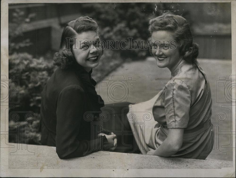 1944 Press Photo Patricia Spencer West Newton officers of Junior League - Historic Images