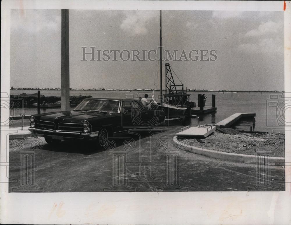 1969 Press Photo Boat Launch South Of Jungle Prada - RSL99649 - Historic Images