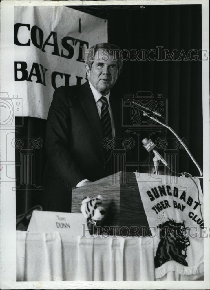 1986 Press Photo Pat Robertson Tiger Bay Club - RSL92641 - Historic Images