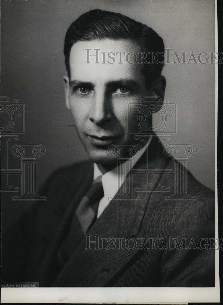 1948 Press Photo Burton L Stratton, Production Manager, Harvard University - Historic Images