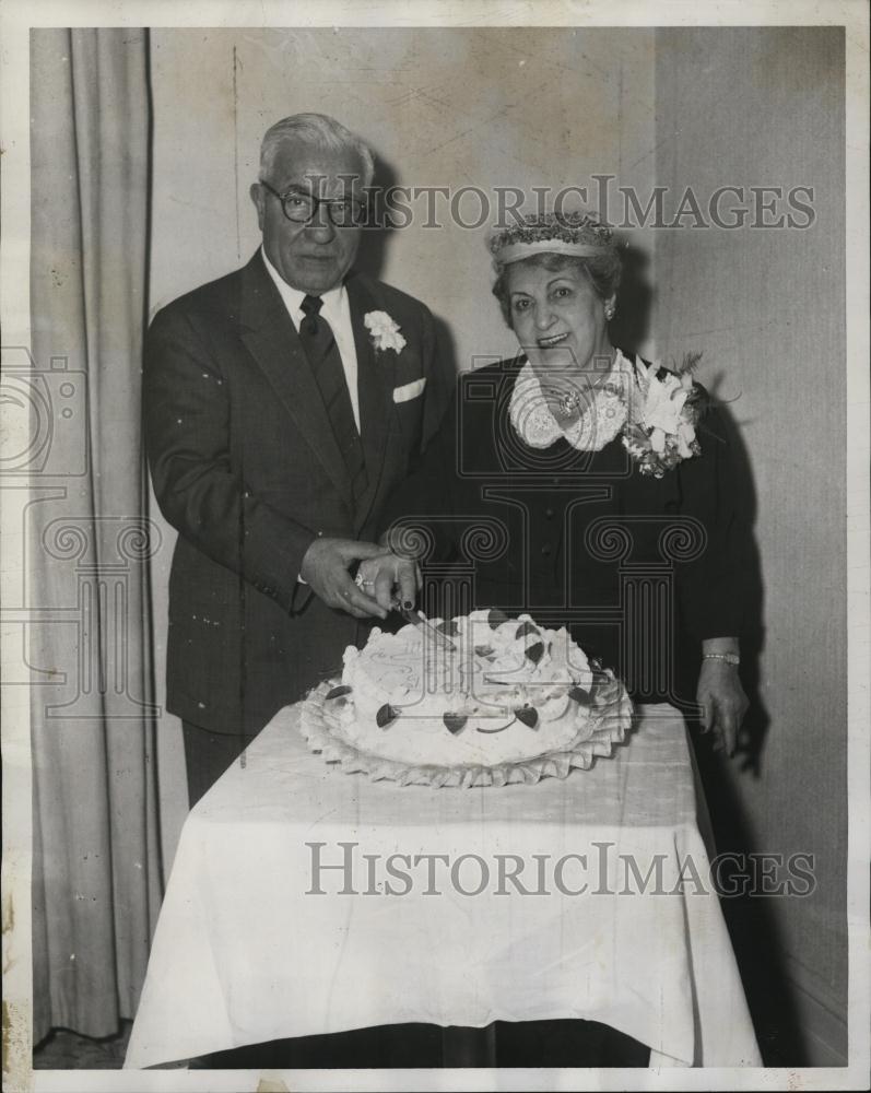 1957 Press Photo Mr Mrs Anthony Carnicelli 50th Wedding Anniversary - Historic Images