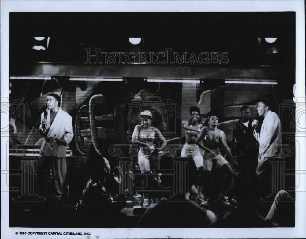 1990 Press Photo Funk Rap Group 'one Life to Live" - RSL87259 - Historic Images