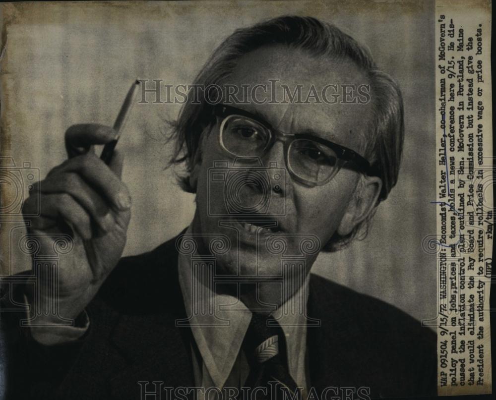 1972 Press Photo Economist Walter Heller Co-Chairman Of McGovern&#39;s Policy Panel - Historic Images