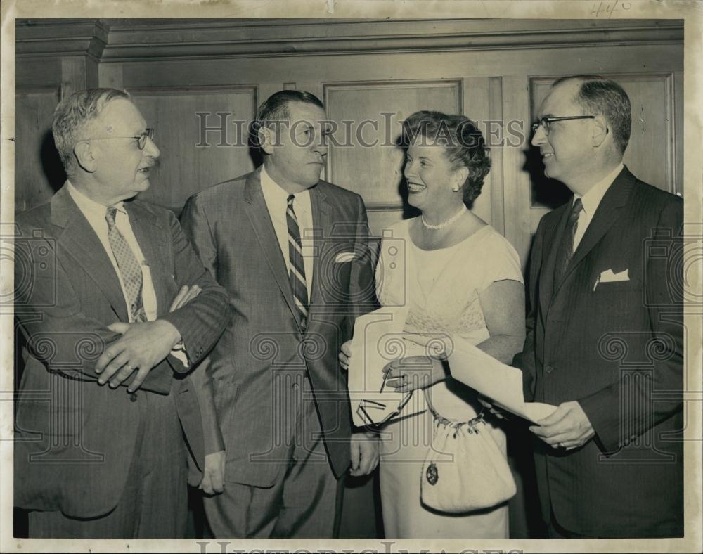 1959 Press Photo Dr Harry Solomon, Gov &amp; Mrs Furcolo, Dr Alfred Frechette - Historic Images