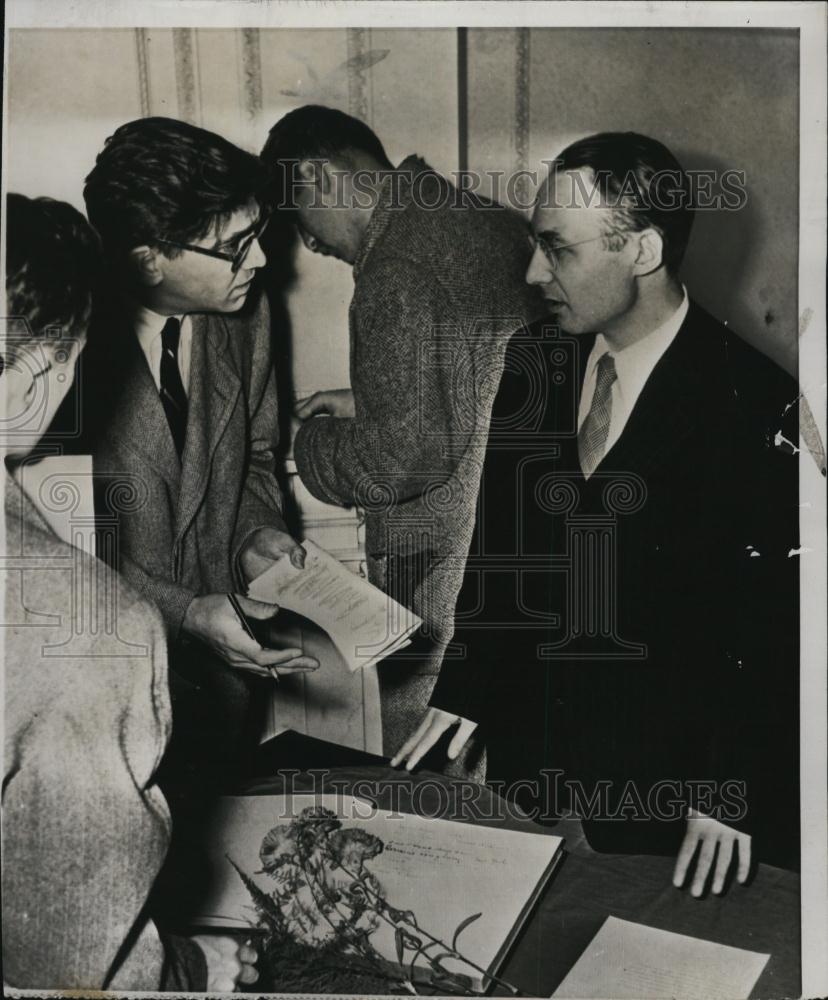 1954 Press Photo Nikolai Smirnov Russian Delegation United Nations Andrei - Historic Images