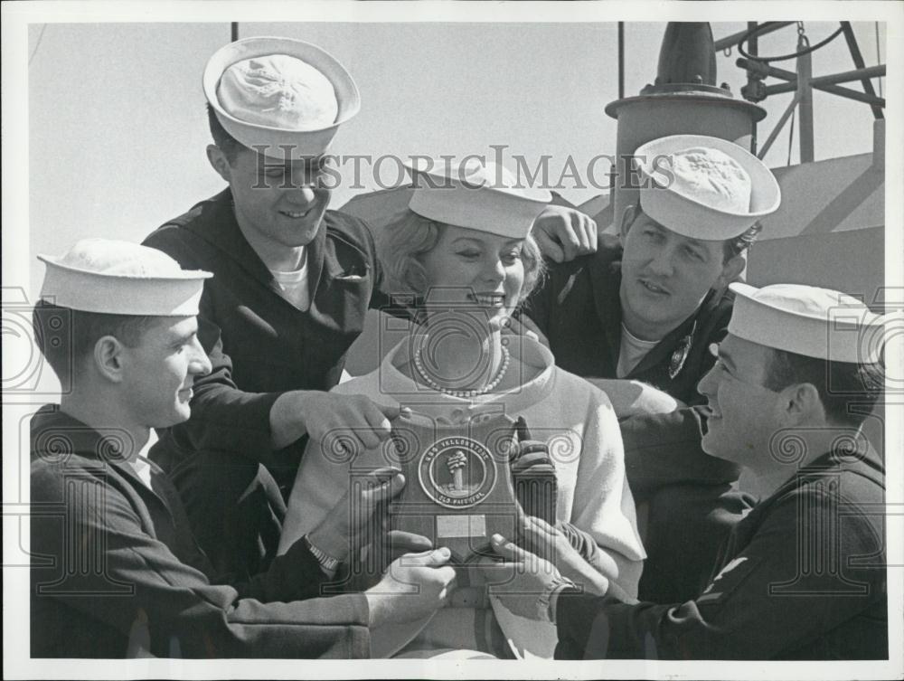 1961 Press Photo Weather Girl Jane Day, John Lucero, James McGuire, R Glover - Historic Images