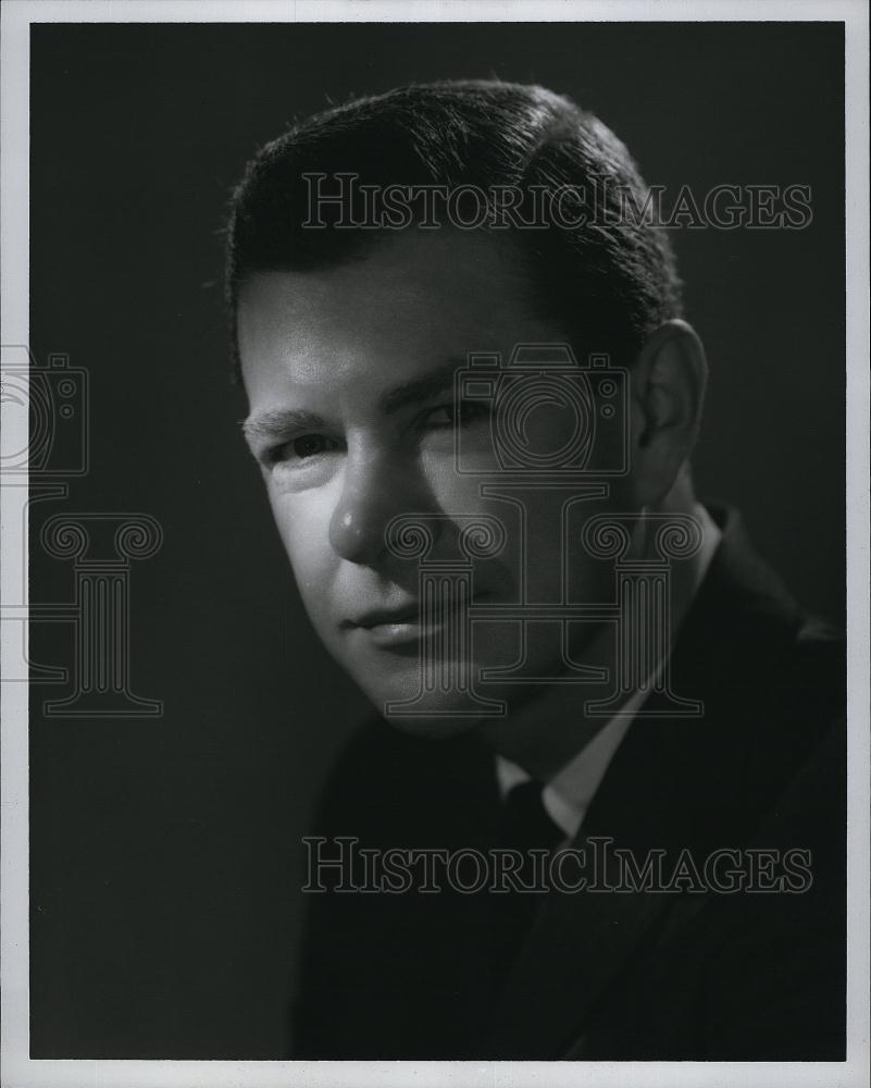 1961 Press Photo Howard Vincent WNAC radio anchor profile picture - RSL78745 - Historic Images