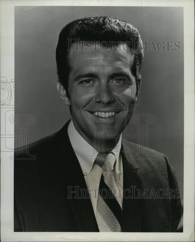 Press Photo Bob Eubanks hosts &quot;The Newlywed Game&quot; - RSL94887 - Historic Images