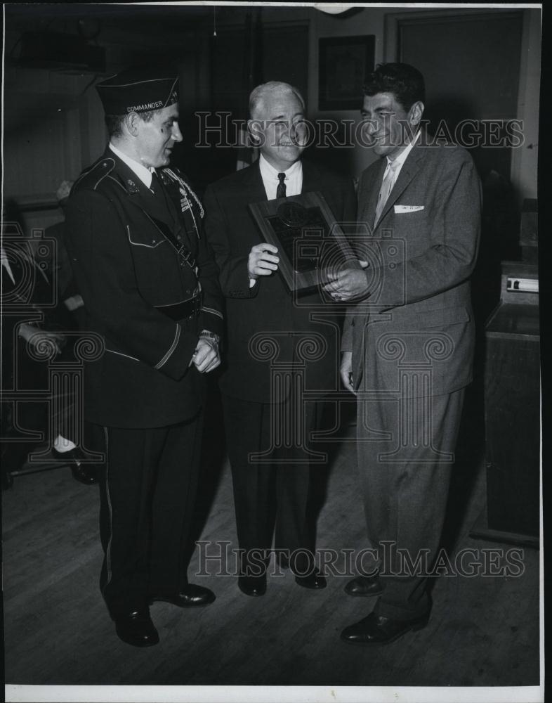 1960 Press Photo Francis Carroll, Veteran&#39;s Administration Area Medical Director - Historic Images