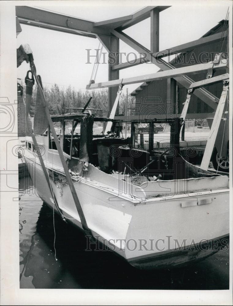 1971 Press Photo Fire Destroys 31 Foot Boat at Cortez Marina - RSL64769 - Historic Images