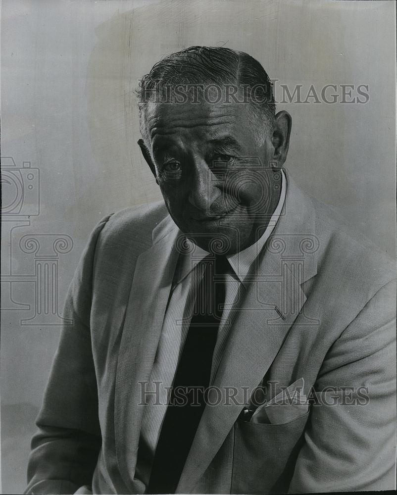 1960 Press Photo Alfred Doolittle starring in the play &quot;My Fair Lady&quot; - Historic Images