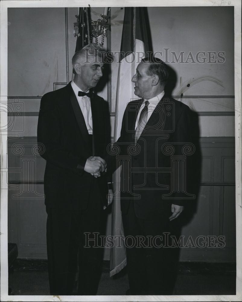 1958 Press Photo Thomas M MCnamara &amp; Lord Mayor Briscol - RSL79343 - Historic Images