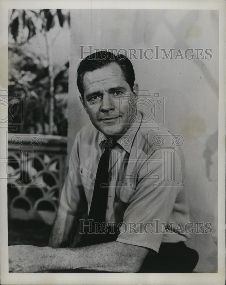 1956 Press Photo Donald Woods The Little Herald Crossroads - RSL47157 - Historic Images