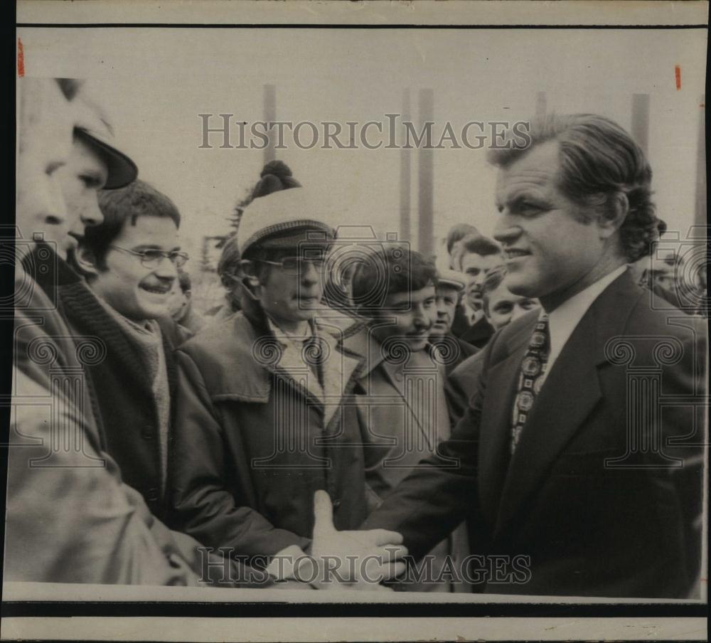 1974 Press Photo Senator Edward Kennedy in Russia at Moscow State University - Historic Images