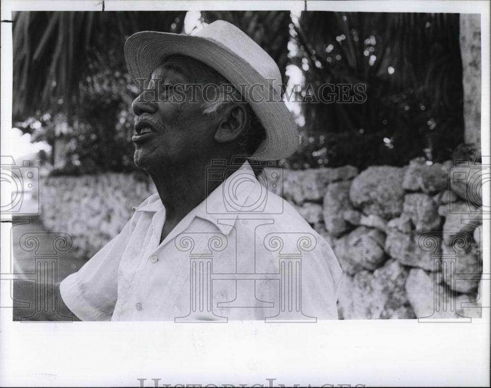 1989 Press Photo Pablo Chann from Yaxcopoil, Mexico - RSL99513 - Historic Images