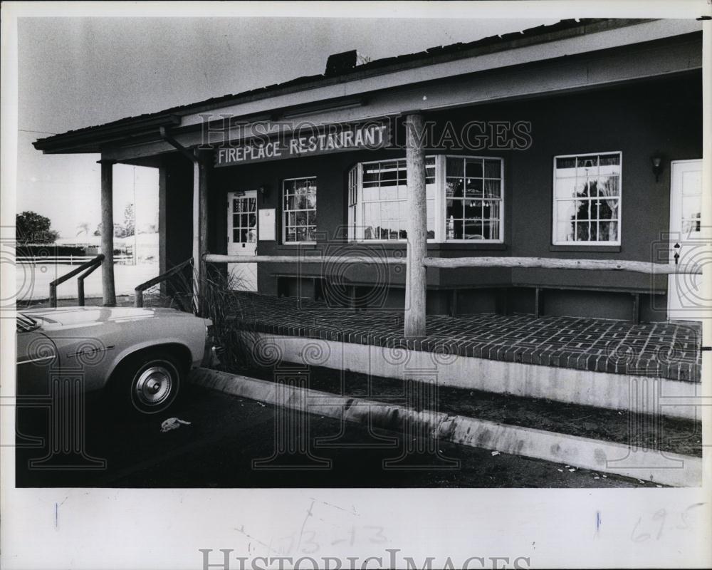 1978 Press Photo Fireplace Restaurant - RSL99787 - Historic Images