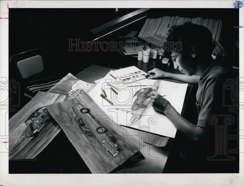 1969 Press Photo Joey Sacco Artist drawing cars - RSL68323 - Historic Images