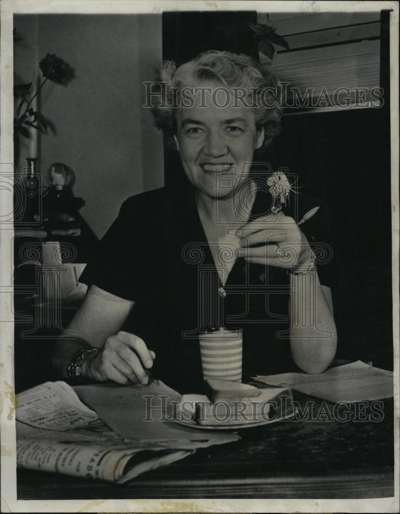 1948 Press Photo Representative Margaret Smith Responding To Election Win - Historic Images