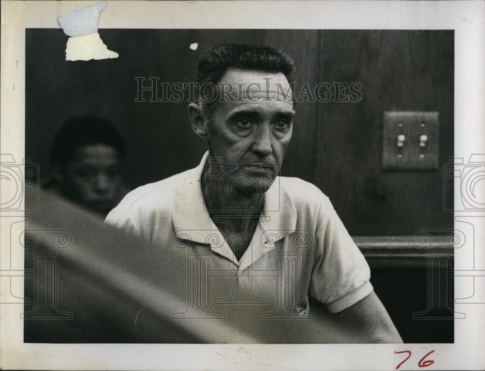 1962 Press Photo Edgar Tinker testifies in manslaughter case against J Lollie - Historic Images