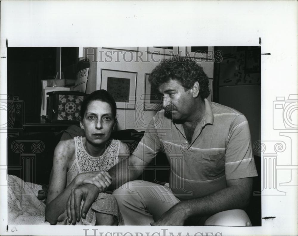 1989 Press Photo Linda Jamison &amp; husband James, she needs a liver transplant - Historic Images