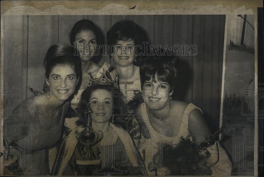 1967 Press Photo Miss Portuguese Gabriella Vieria &amp; Court - RSL90251 - Historic Images