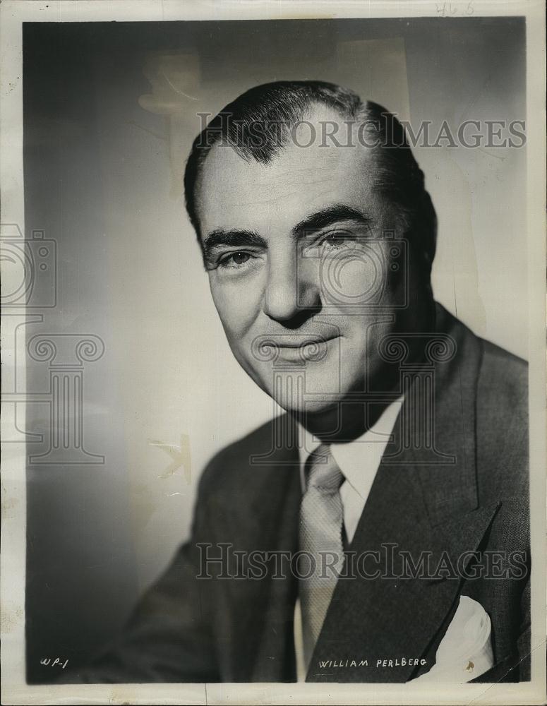 1961 Press Photo William Perlberg, Producer of &quot;The Pleasure of His Company&quot; - Historic Images