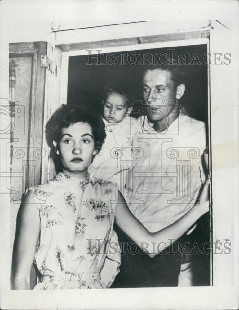 1955 Press Photo Usa Schmidt, Wife of Korean POW - RSL01107 - Historic Images