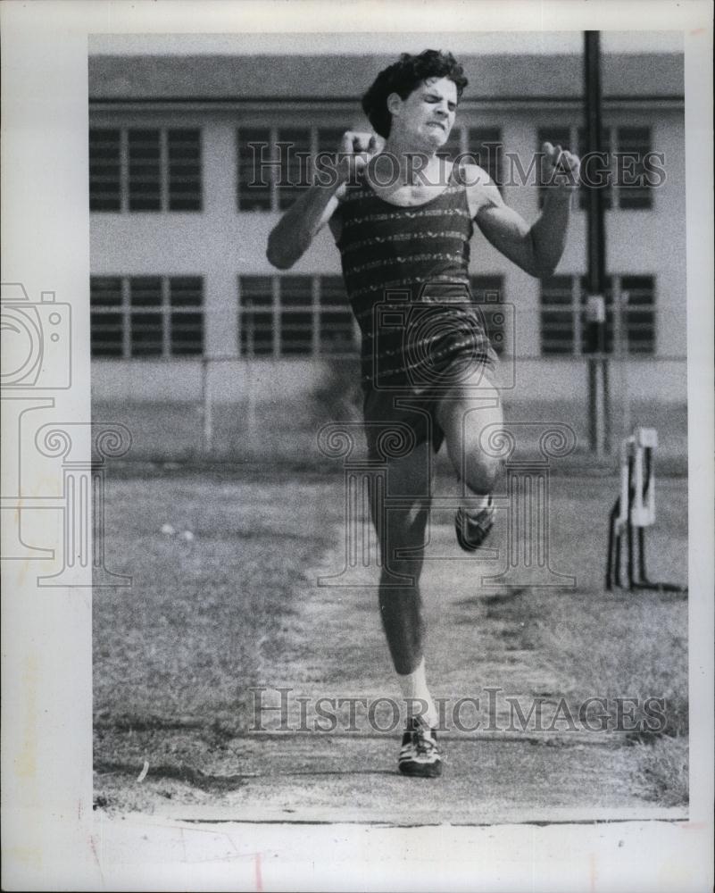 1973 Press Photo John Quinla, Bradenton Track Athlete - RSL92003 - Historic Images