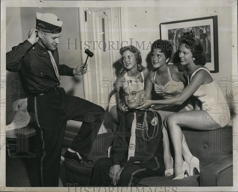 1957 Press Photo DVA Convention Ellie Olson, Marla Balboni Sally Freeman - Historic Images