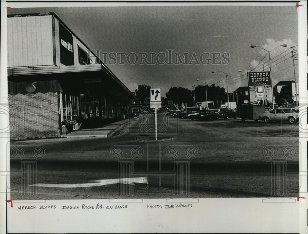 1980 Press Photo storekeepers Indian Rocks Road entrance Harbor Bluffs Center - Historic Images