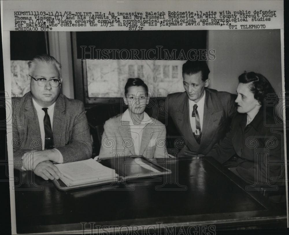 1958 Press Photo Raleigh Robinette with his parents confess slaying his playmate - Historic Images